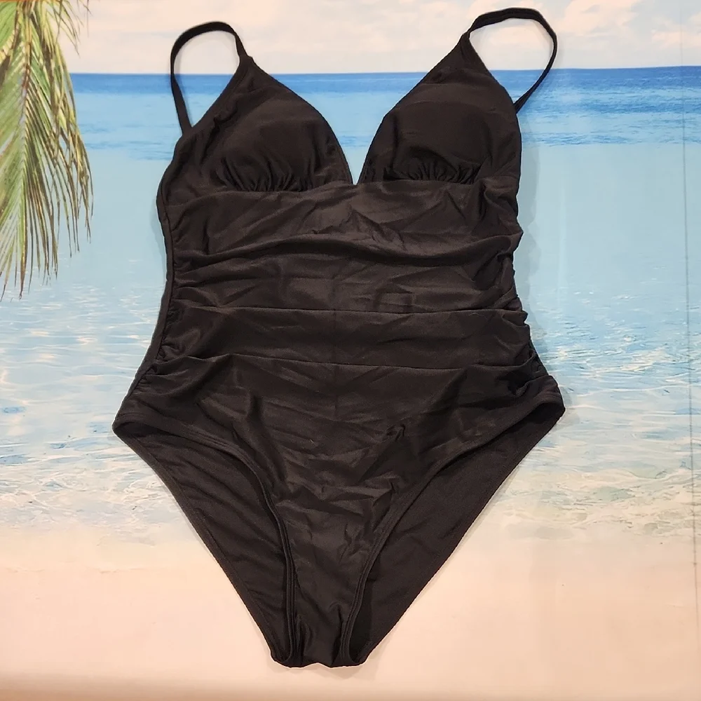 CUPSHE Classic Black One-Piece Swimsuit - Picture 1 of 5
